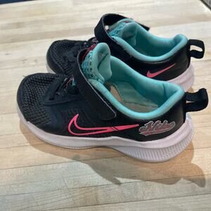 NIKE DOWNSHIFTER 11 SE TD 'BLACK DYNAMIC TURQUOISE' Kids size 10C Pink